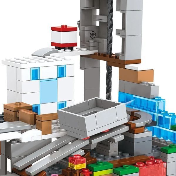 Конструктор Minecraft Горная пещера, 587 деталей SJ82003 2917770349155 фото