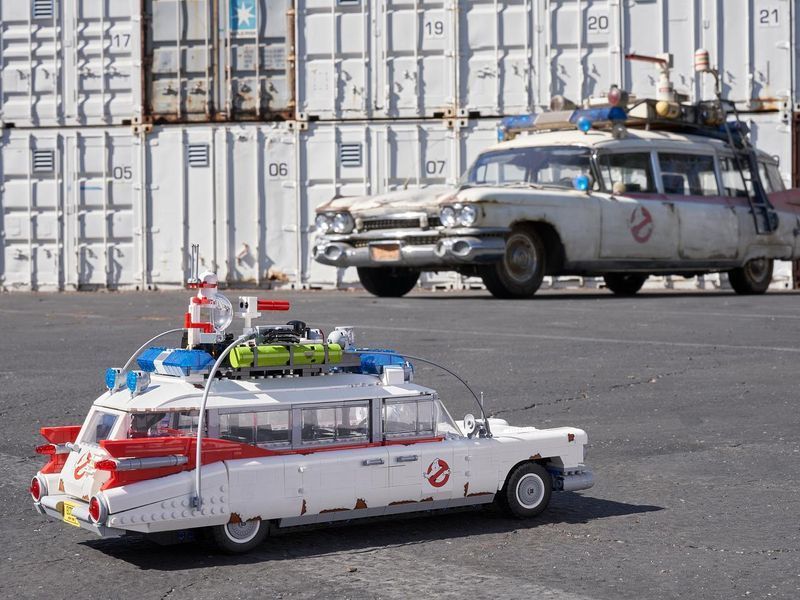 Конструктор Автомобіль ECTO-1 Мисливців за привидами, 2352 деталей 2917770352674 фото