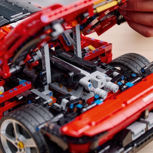 Конструктор Ferrari Daytona SP3, 3778 деталей 2994250314001 фото
