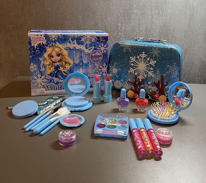Набір дитячої косметики Winter Princess 24 предмети у валізі 2917770347137 фото